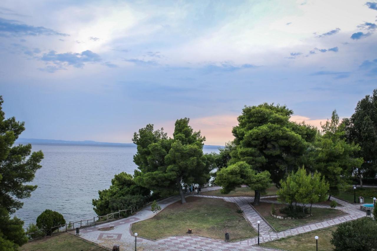 Golden Beach Hotel Metamorfosi  Zewnętrze zdjęcie